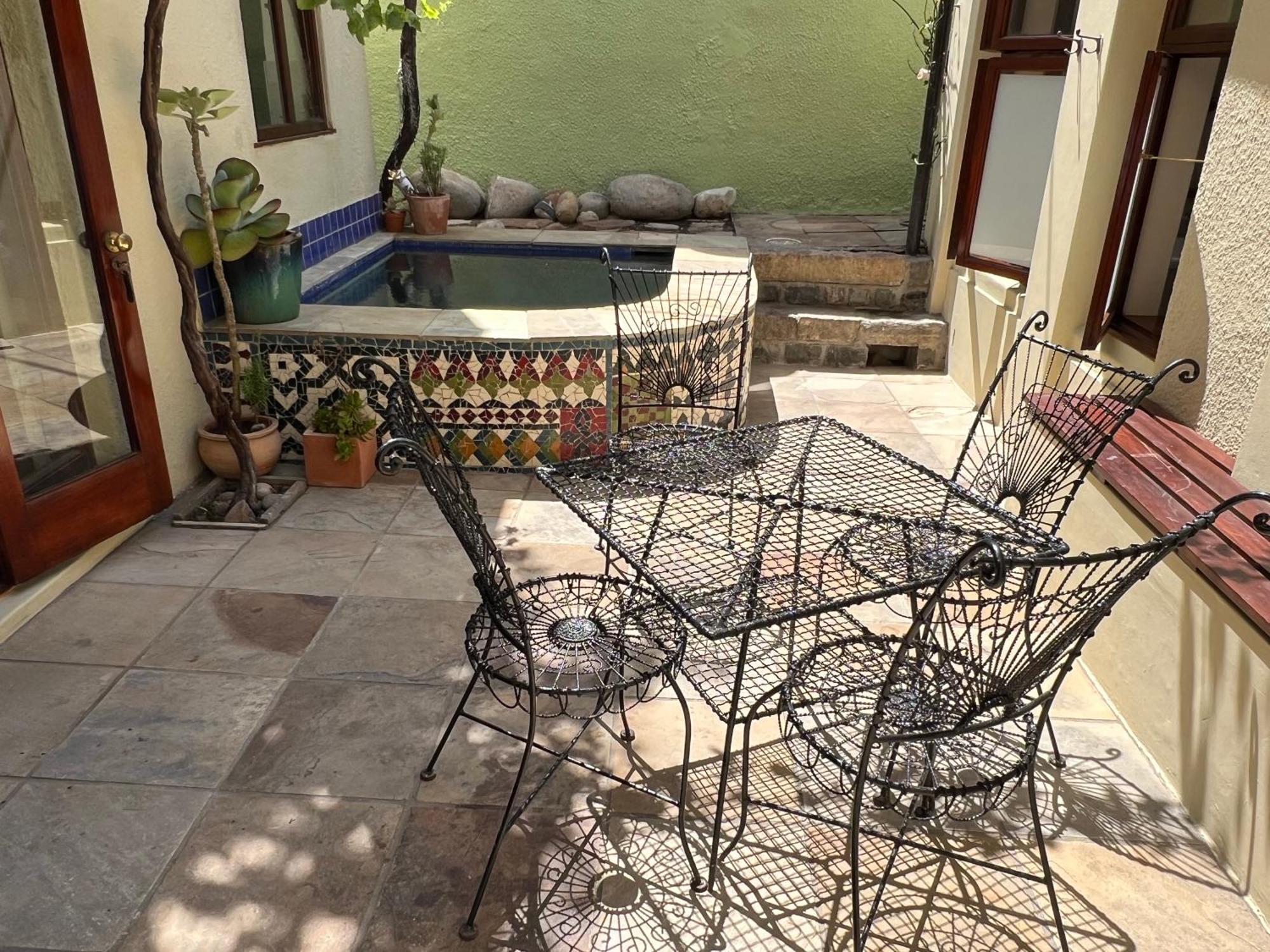 Bo-kaap Hidden Gem With Hot Tub Cape Town
