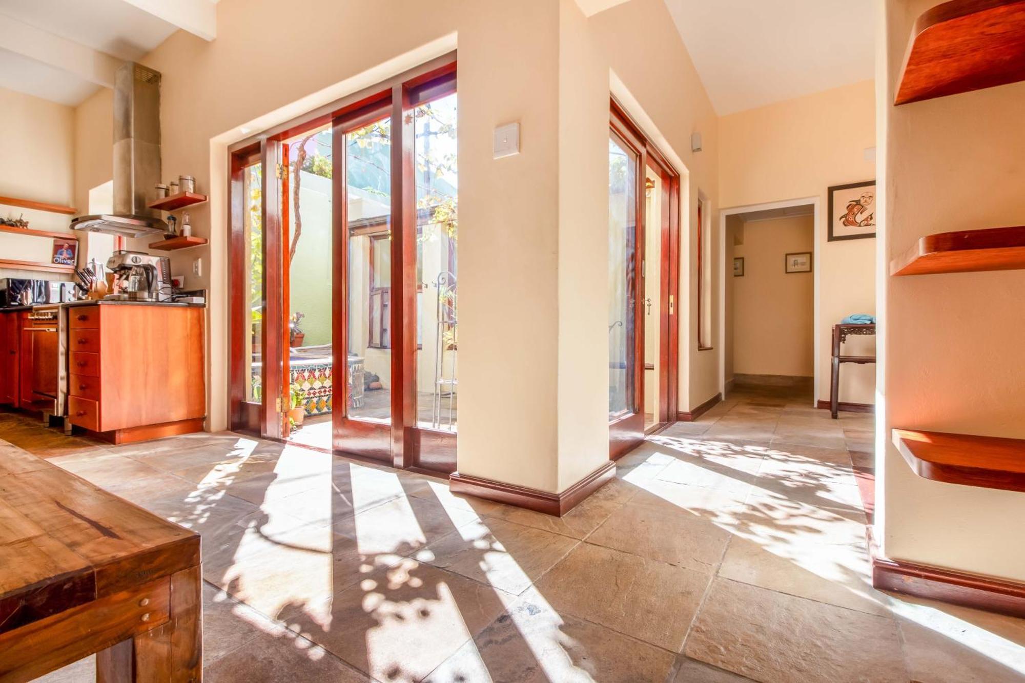 Bo-kaap Hidden Gem With Hot Tub Holiday home Cape Town