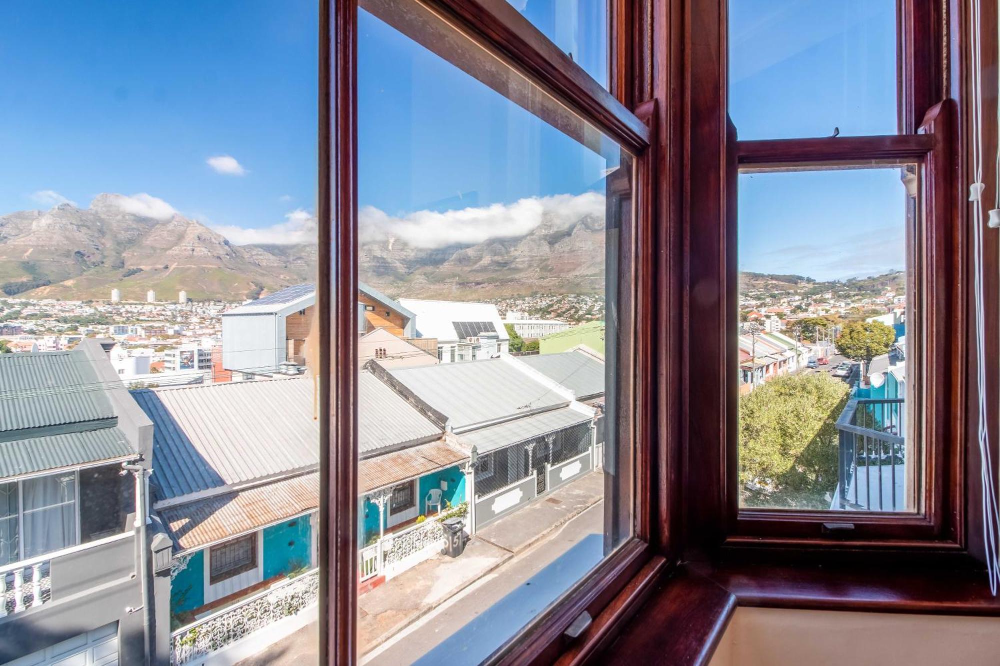 Bo-kaap Hidden Gem With Hot Tub Holiday home *