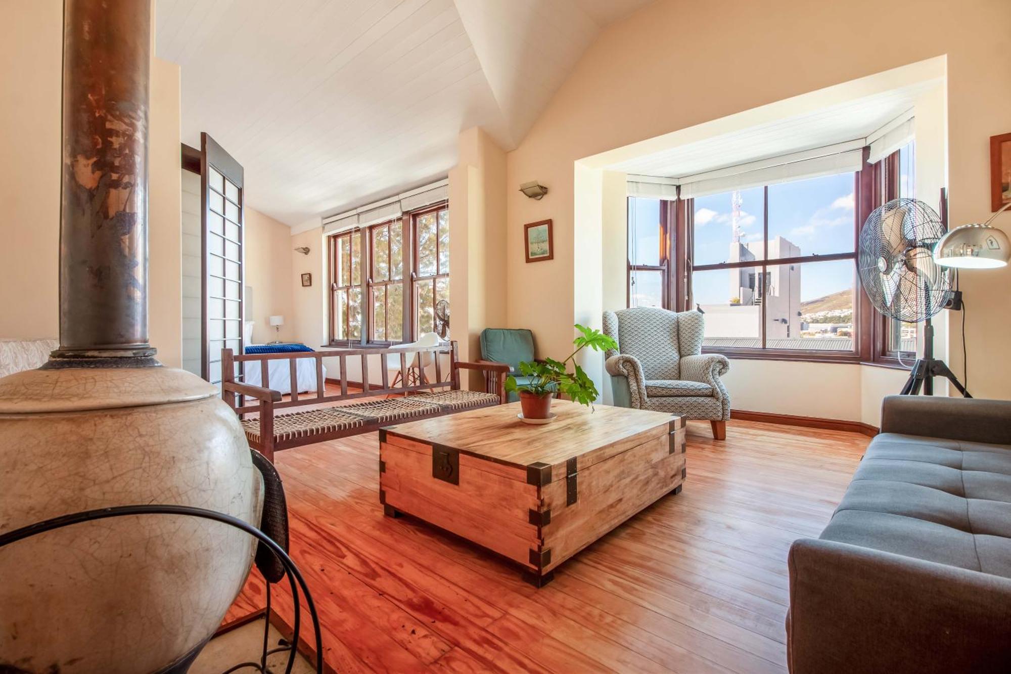 Holiday home Bo-kaap Hidden Gem With Hot Tub